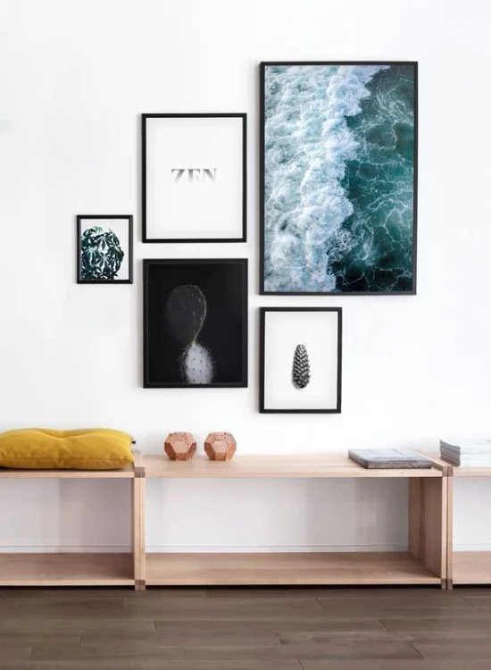 moderne Fotowand im Wohnzimmer eine starke Aussagekraft der Bilder