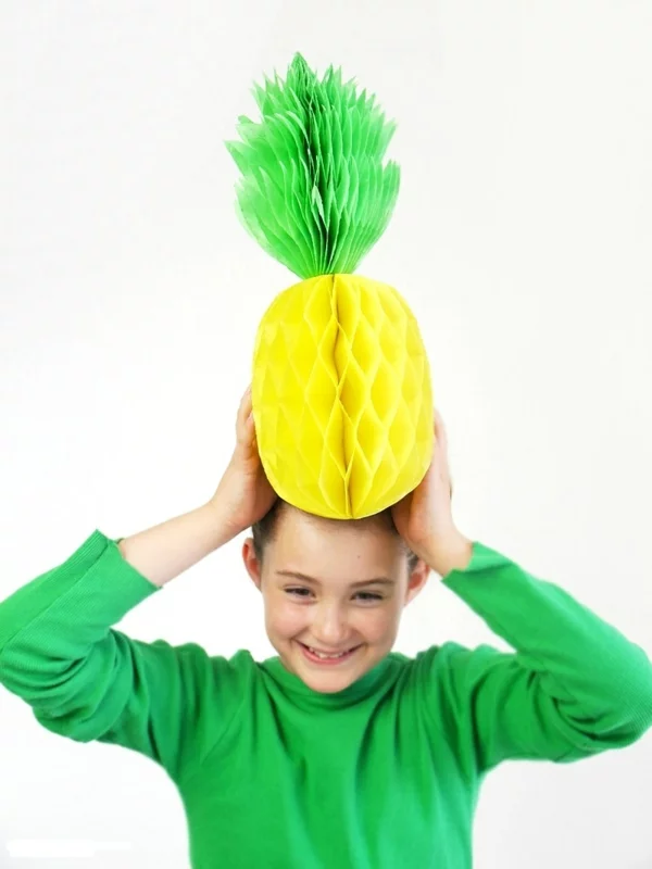 Ananas basteln Wabenbäll gelb und grün DIY Ideen
