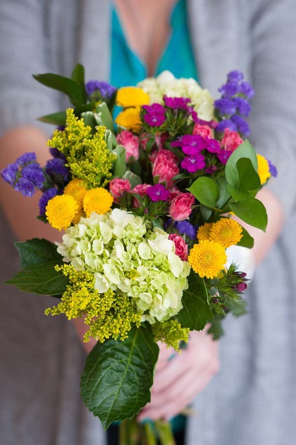 Blumenstrauß zum Muttertag selber binden – Die besten Blumenarten für Mama und Tipps schöner blumenstrauß mama
