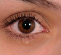 Brennende Augen haben: Mögliche Ursachen und nützliche Tipps