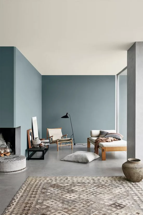 Mehr Farbe ins Interieur bringen cooles Pastellblau Wohnzimmer heitere Stimmung
