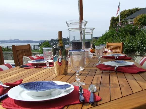 Teak Gartenmöbel und Sitzgruppen – Welche Vorteile bringen sie outdoor möbel tisch teakholz