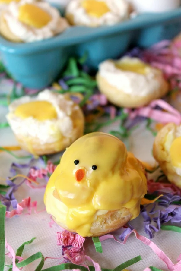 Windbeutel Rezept Profiteroles zu Ostern zubereiten Küken