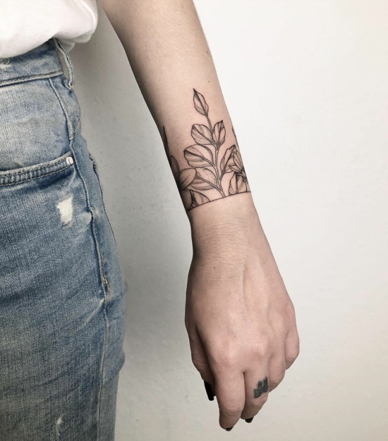 Tattoo unterarm frau