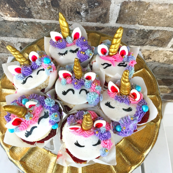 Einhorn Muffins 2 Rezepte und 45 märchenhafte Ideen für eine leckere Inspiration zum