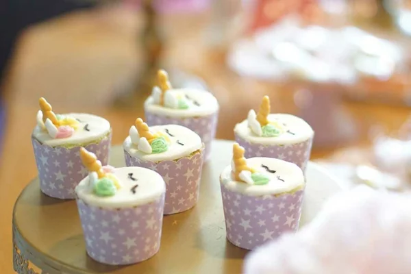 fabelhafte einhorn muffins kindergeburtstagsparty