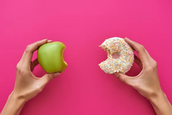 gesund abnehmen Dilemma Apfel essen oder Donut