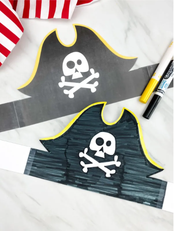 Piratenhut basteln mit Kindern – coole Ideen für Ihre nächste Kostümparty piraten kostüm hut cool