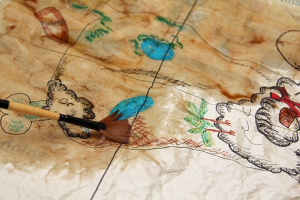 Schatzkarte basteln – kreative Ideen für Ihre nächste Piratenparty piraten karte malen