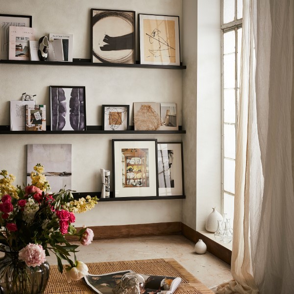 Bilderleiste Dekorieren: Bring Your Walls to Life with Drawing!