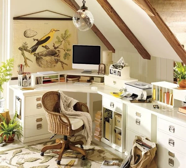 Dachschräge dekorieren – Ideen und Tipps für eine stilvolle Mansarde home office heimbüro kreativ