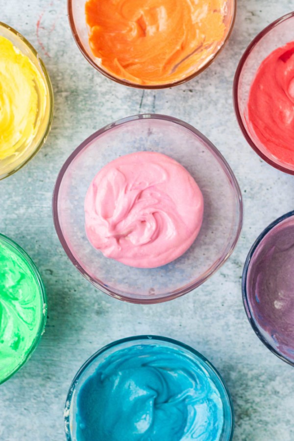 Farbenfrohe und köstliche Regenbogenkuchen Rezept Ideen kuchen zubereitung diy