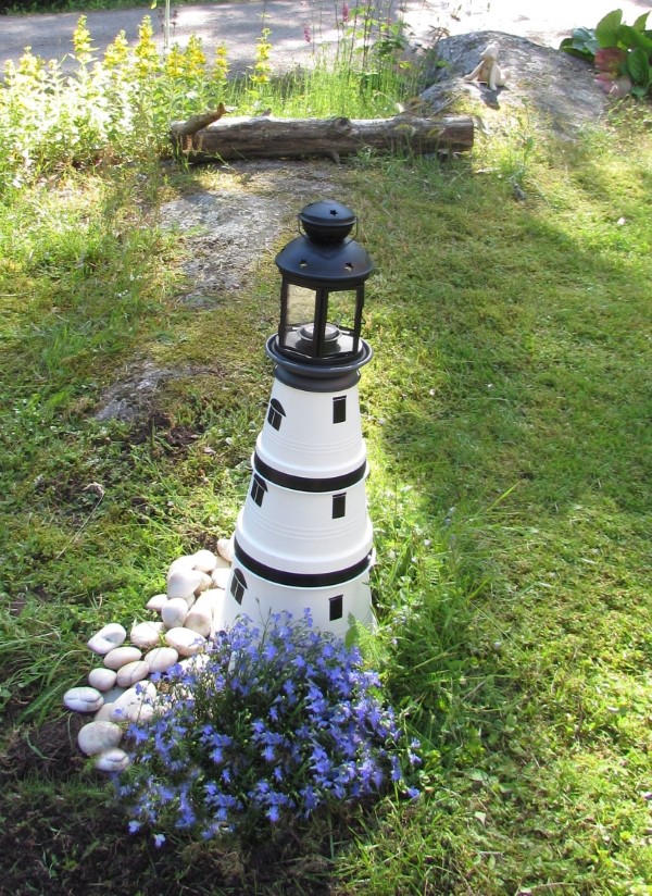 Leuchtturm basteln – kreative und einfache Ideen für Einrichtung im Maritime Stil gartendeko realistisch turm