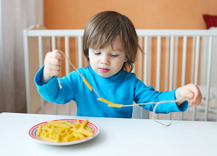 Malen und Basteln mit 2 jährigen Kindern – kreative und einfache Ideen