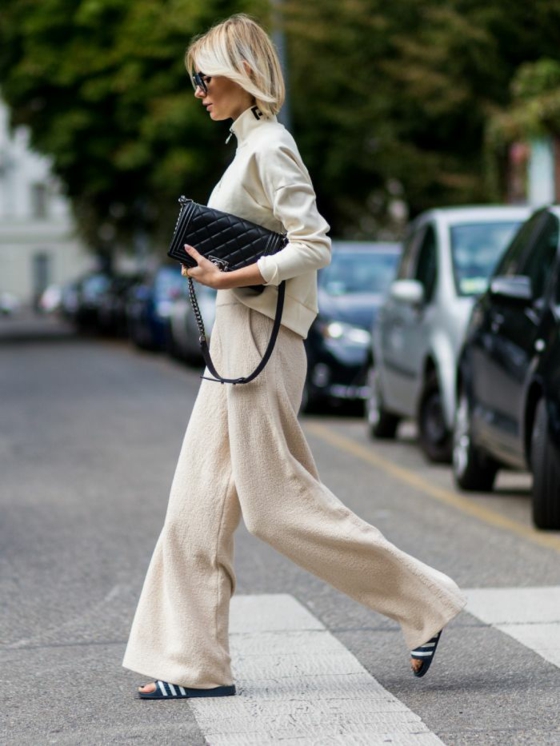 adiletten frauen schwarz