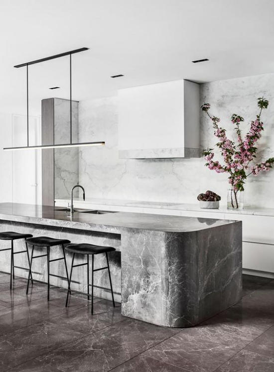 integrierte Dunstabzugshaube moderne Küche in Grau Kücheninsel aus grauem Marmor