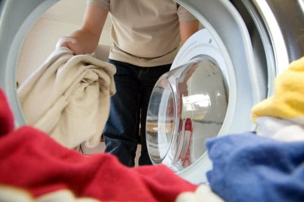Baumharz aus Kleidung entfernen Waschmaschine Trockner