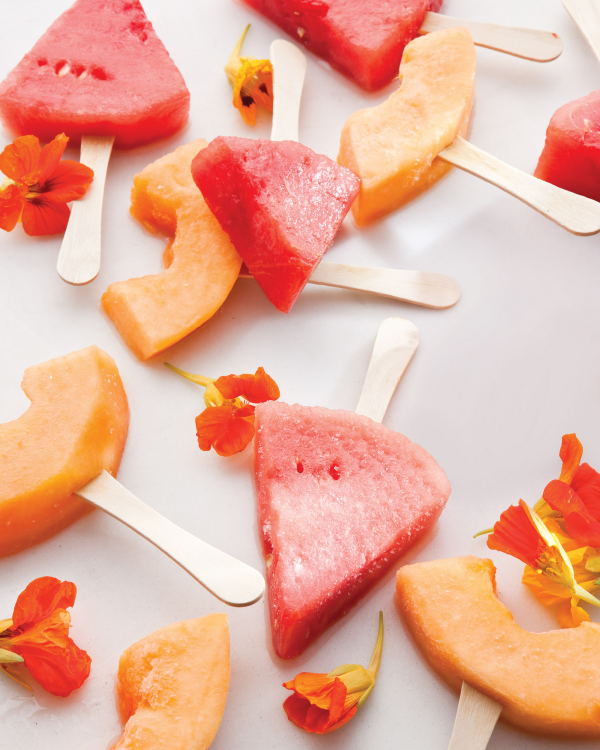 Melonen Desserts Wasser-und Zuckermelone in Dreiecke schneiden am Stiel einfrieren