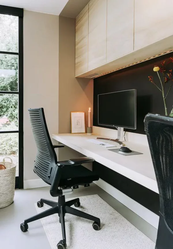 Minimalistisches Home-Office bequemer Bürostuhl PC sehr einladende und gemütliche Atmosphäre