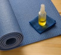 Wie können Sie Ihre Yogamatte reinigen und desinfizieren? – ein effektives Reinigungsmittel selber machen