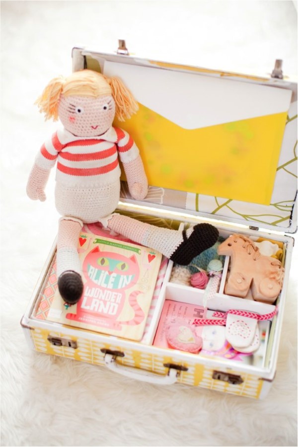 Erinnerungsbox Baby – Dinge, die darin nicht fehlen sollten, sowie weitere DIY Tipps baby box ideen eltern