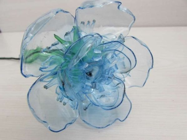 PET Flaschen - tolle blaue Blüten