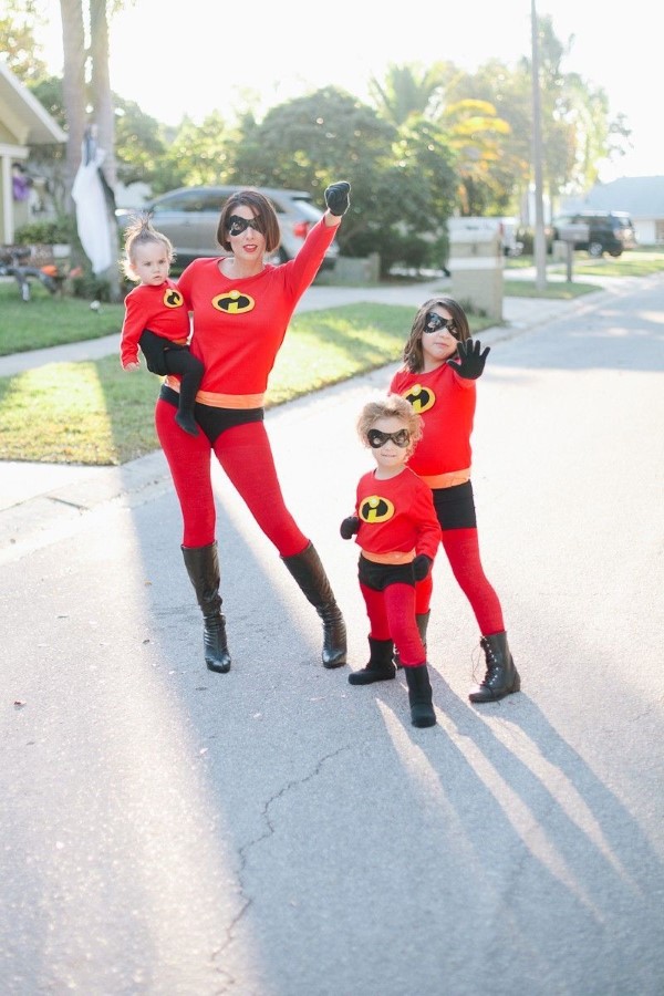  Σούπερ ιδέες παιδικών ηρώων για το επόμενο πάρτι κοστουμιών η απίστευτη οικογενειακή φωτογραφία 