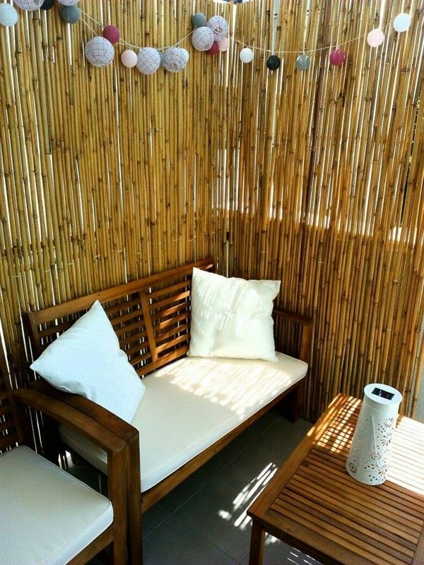 balkon sichtschutz ideen bambusmatte gemütliche erholungsecke schaffen