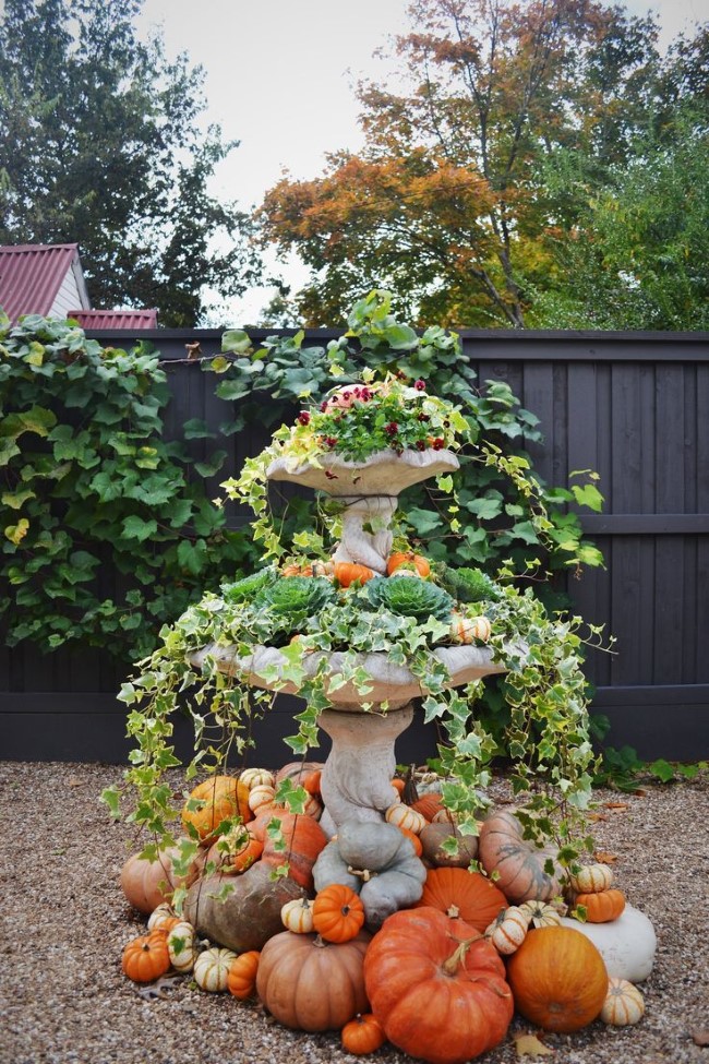 Einen märchenhaften Herbstgarten gestalten – farbenfrohe Ideen und Tipps herbst arrangements springbrunnen