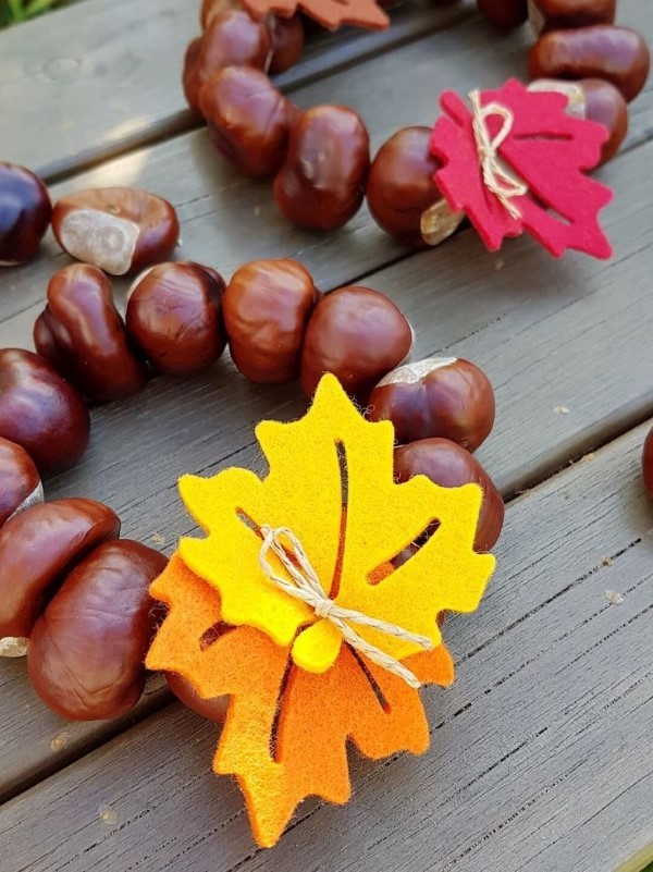Kastanienkranz basteln zum Herbst – kreative Ideen und kinderleichte Anleitung laub basteln filz draht