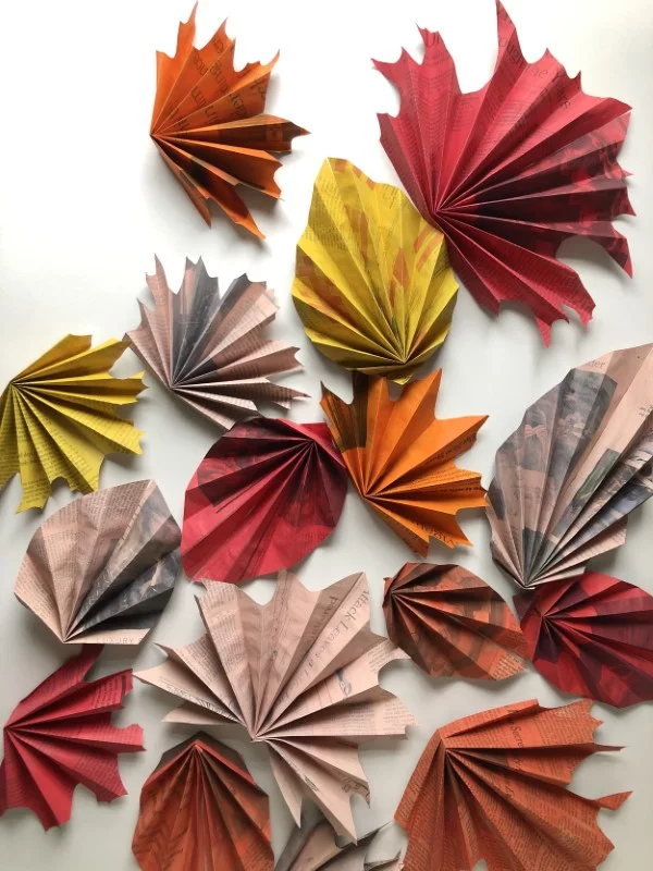 Origami Herbst Deko selber machen – Ideen und Anleitung nach japanischer Art einfache blätter falten bunt