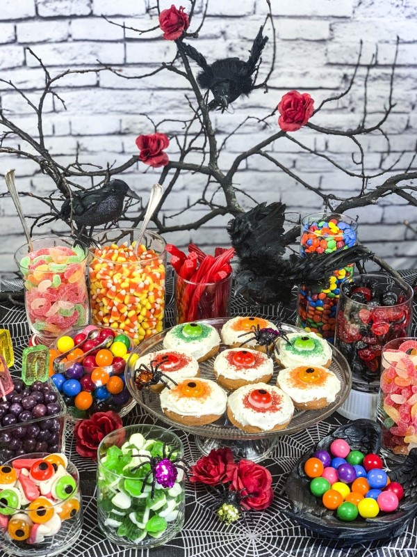 Halloween Buffet – Deko Ideen und Tipps für eine tolle Gruselparty bunte süßigkeiten ideen diy