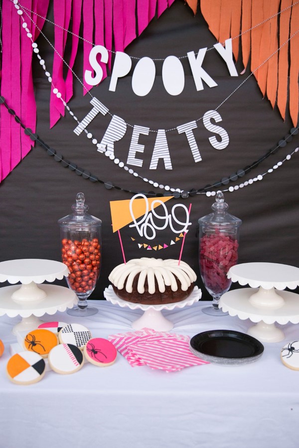 Halloween Buffet – Deko Ideen und Tipps für eine tolle Gruselparty kuchen glasur deko ideen