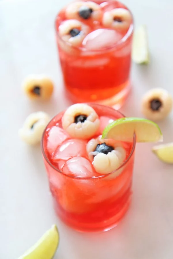 Halloween Getränke – 3 alkoholfreie Rezeptideen für eine tolle und nüchterne Party rote augäpfel bowles