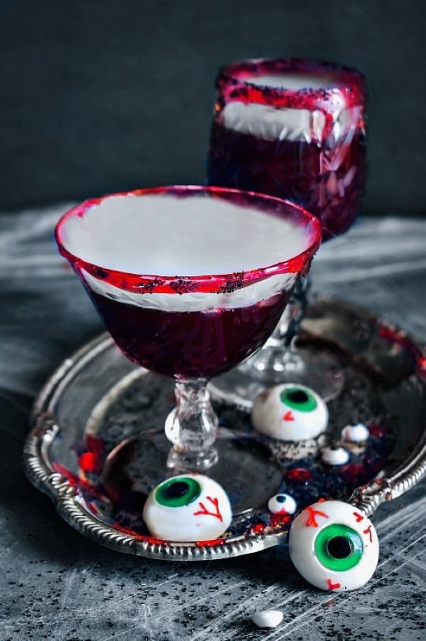 Halloween Getränke – 3 alkoholfreie Rezeptideen für eine tolle und nüchterne Party vampir cocktail ideen