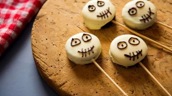 halloween desserts geister lolli pop kekse