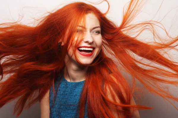 Alles über Henna Haarfarbe – das Wundermittel aus der Antike lange rote haare mit henna