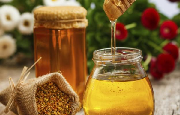 Honig und Zimt Booster-Duo Honig auch flüssiges Gold genannt viele gesundheitsfördernde Eigenschaften