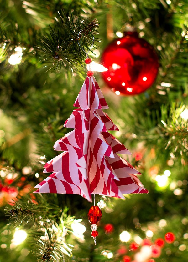 Origami Weihnachten Deko Ideen und DIY Anleitungen origami christbaum ornamente