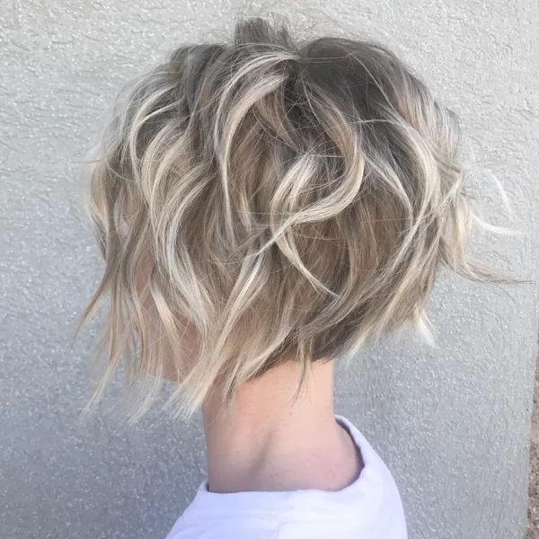 coole Frisuren für Frauen - Choppy Cut für kurze Haare