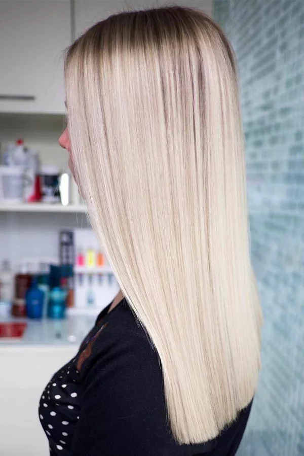 Langhaarfrisuren für glattes blondes Haar, die gerade geschnitten werden