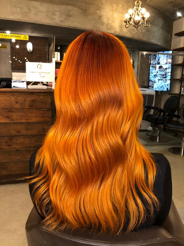 Kupfer Haarfarbe Friseursalon besuchen Orangetöne