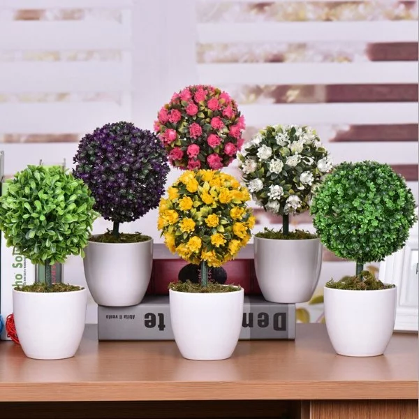 Künstliche Pflanzen – Vorteile fürs Zuhause und Büro bunte mini bäumchen