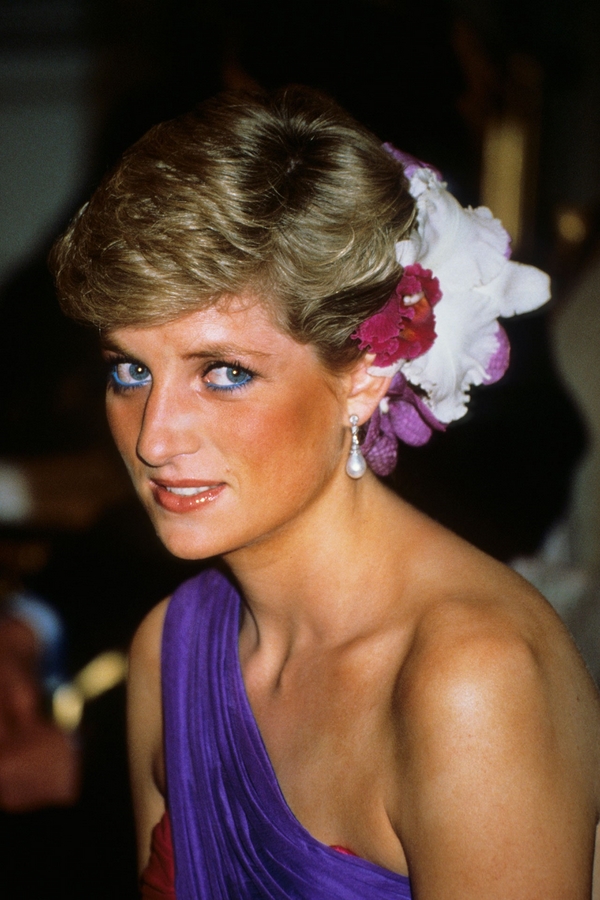 Lady Dianas Frisuren und ihr einzigartiger Stil Haarschmuck Blumen