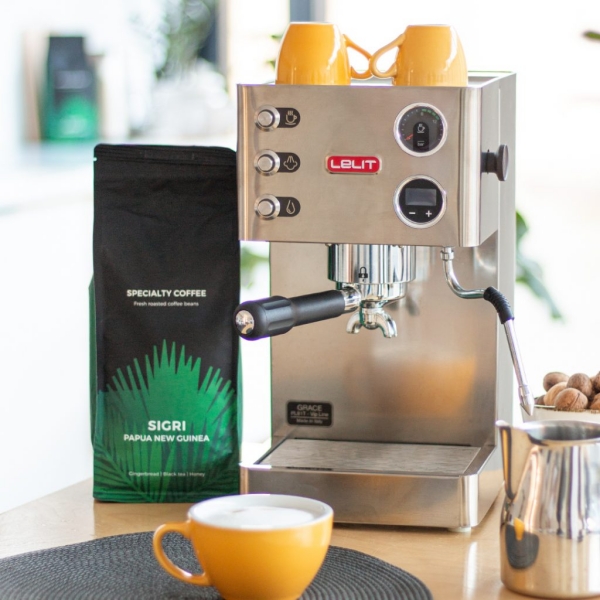 Kaffeeautomaten Kaffeemaschine Lelit schreibt sich perfekt in die Küche ein