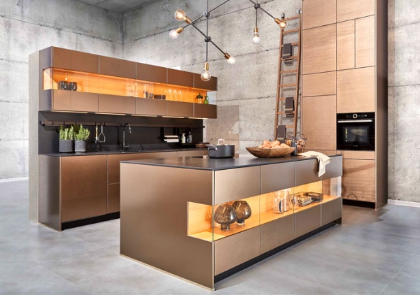 Kaffeeautomaten ein Muss in der modernen Küche luxuriöses Küchendesign Kücheninsel Hängelampen