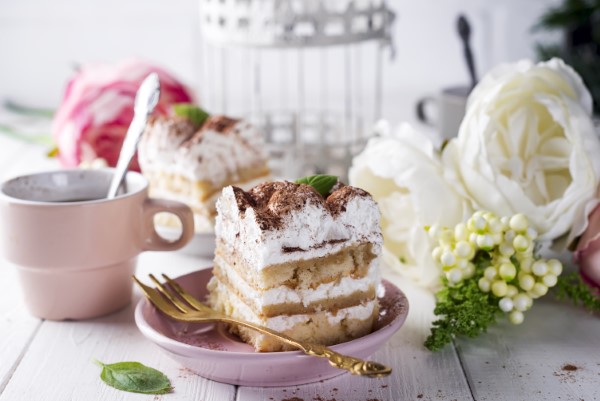 Tiramisu Torte – köstliches und einfaches Rezept für jeden festlichen Anlass valentinstag dessert idee