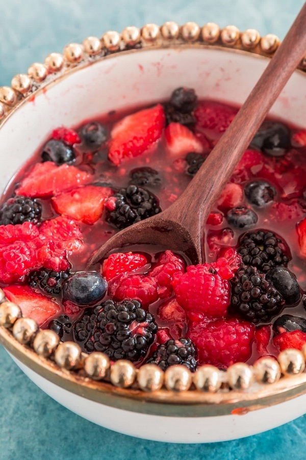 Tiramisu mit roten Früchten zubereiten: Ein köstliches Rezept für ...