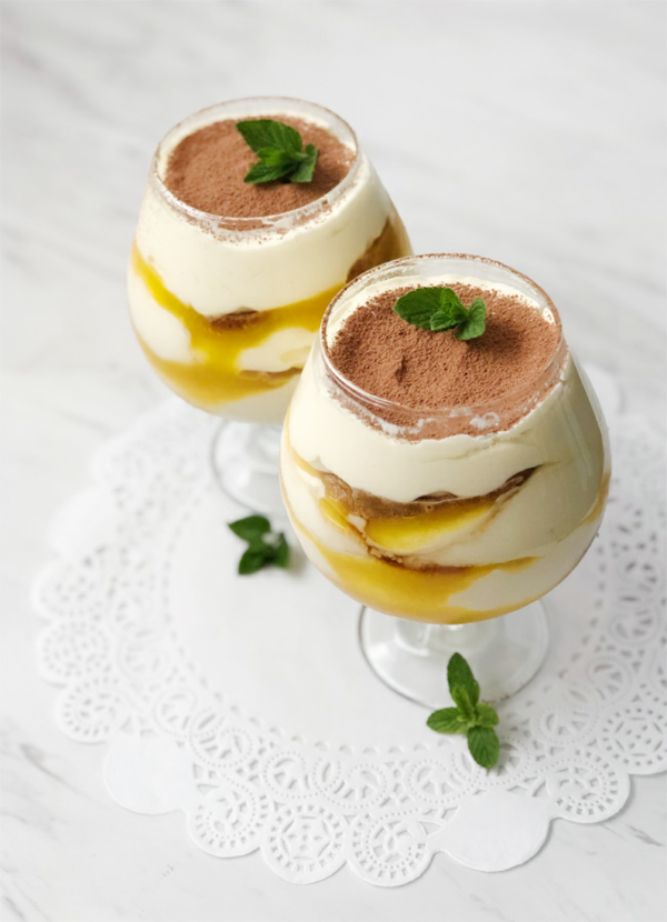einfaches dessert mango tiramisu im glas