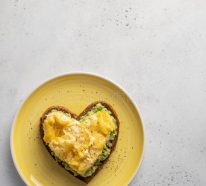 Herzhaftes zum Valentinstag in Herzform – vom Frühstück bis zum Dessert